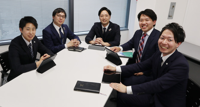 営業部　営業職
